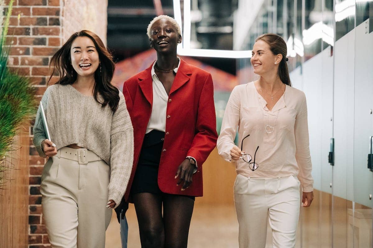 Mode inclusive : perspective novatrice des créateurs et marques pour façonner la mode du XXIème siècle
